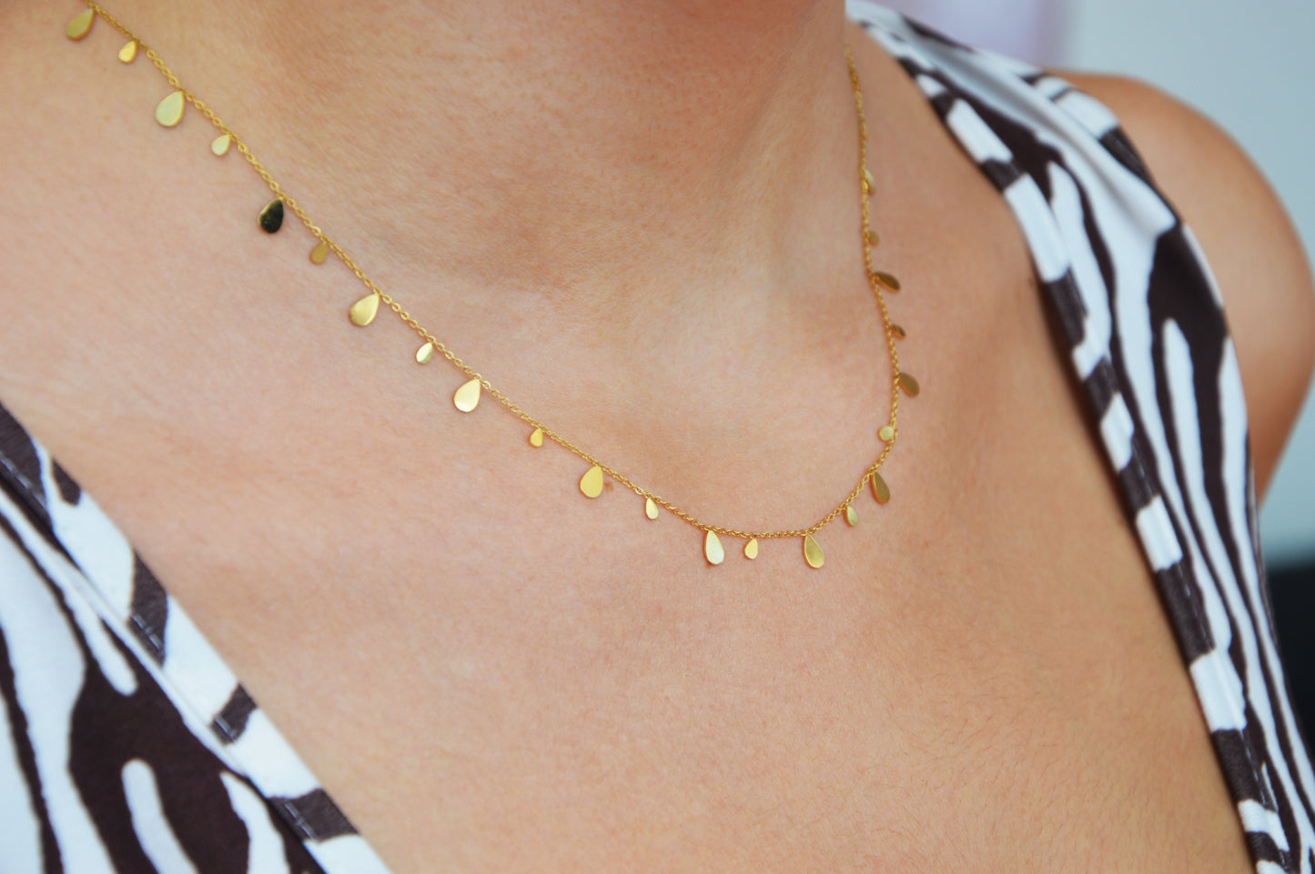 COLLAR GOTITAS ORO